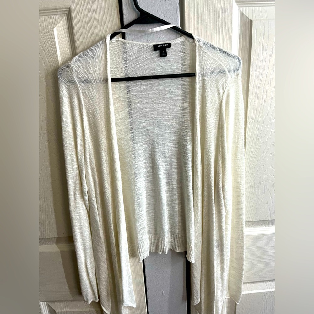 Cream colored cover up only worn once!